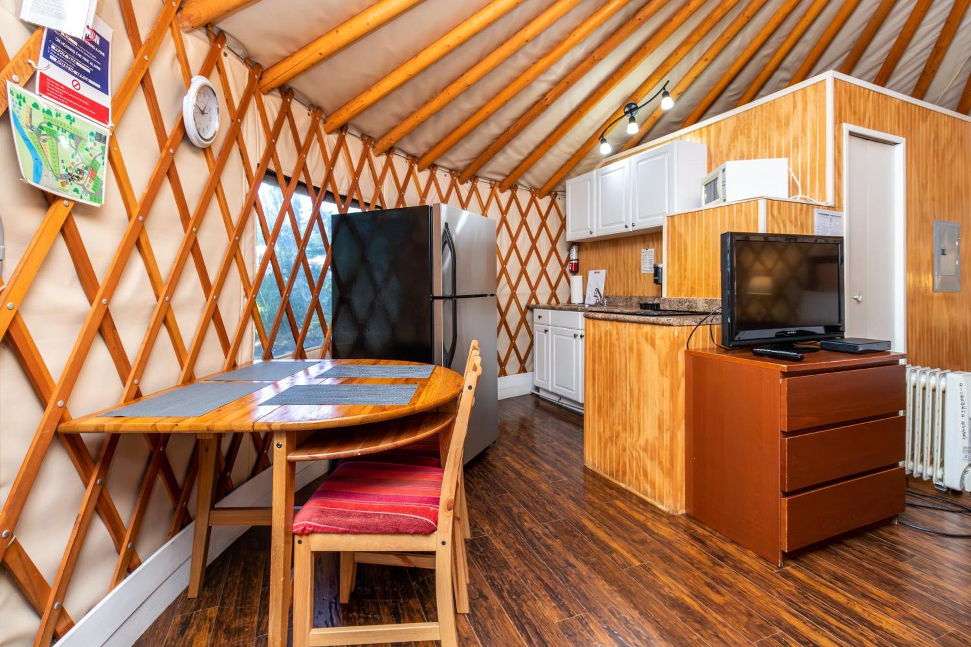 Riverbend Cottage & Rv Resort Parksville Extérieur photo