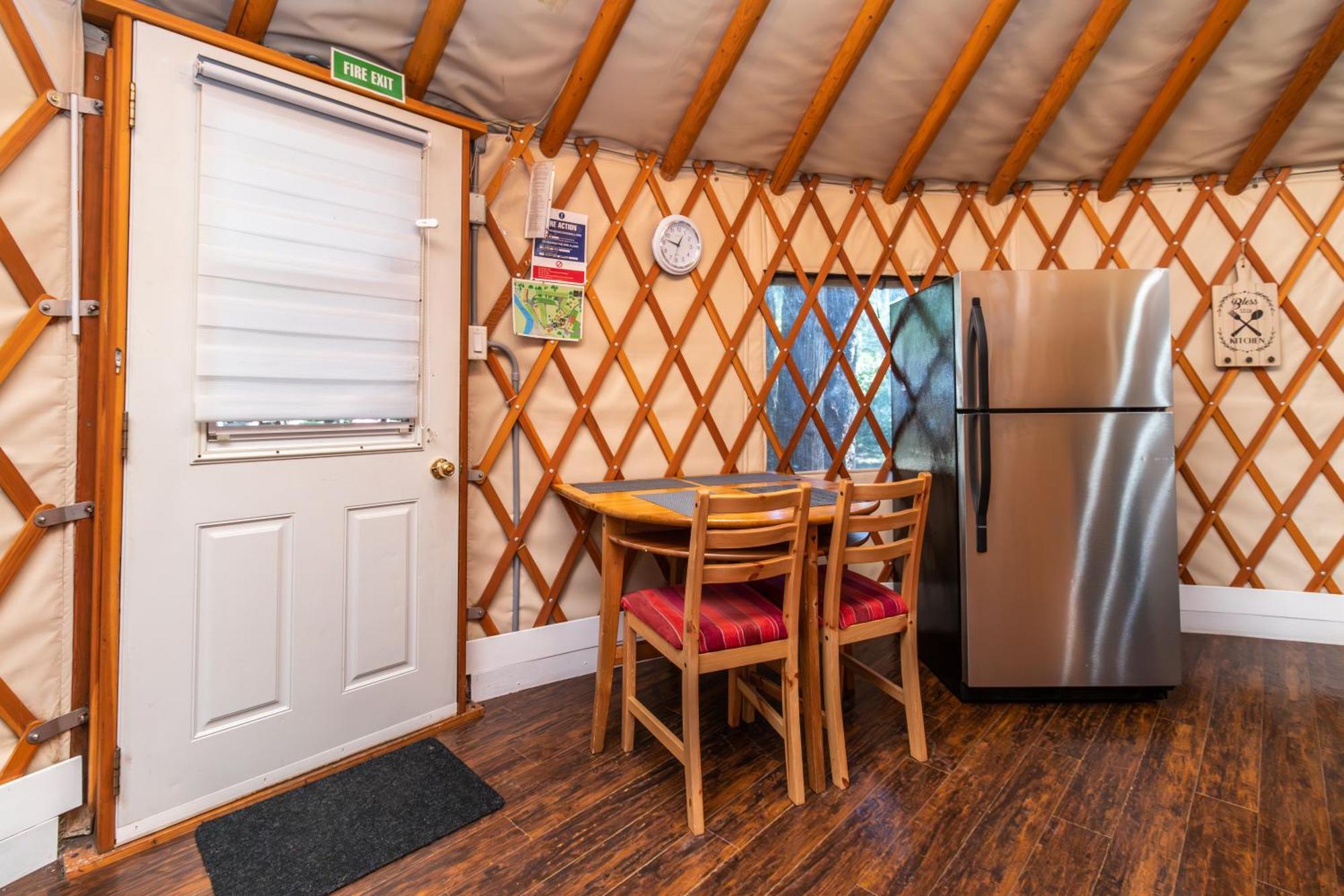 Riverbend Cottage & Rv Resort Parksville Extérieur photo
